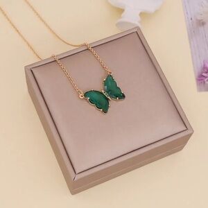 *ALAZNE* Gold x Green Butterfly Fashion Necklace